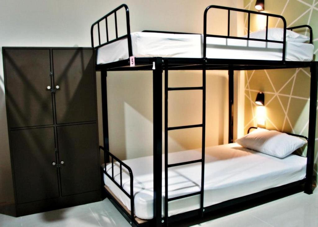 Link Corner Hostel بانكوك الغرفة الصورة